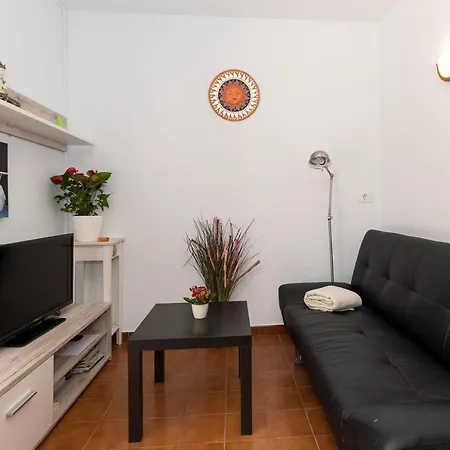 Acogedor Apartamento En Calan Bosch - A1 *